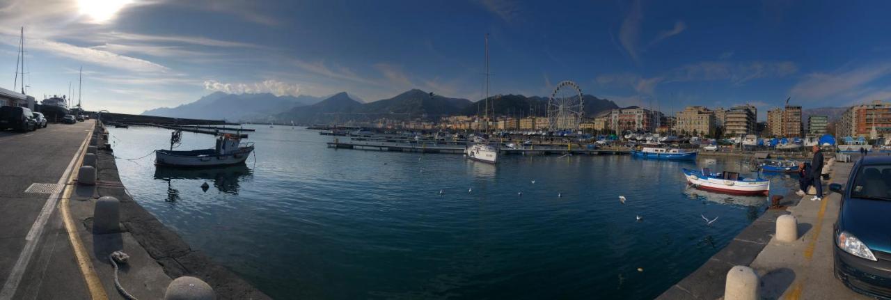 Central Station And City Rooms Link "13 Apartment" Amalfi Coast , ساليرنو المظهر الخارجي الصورة