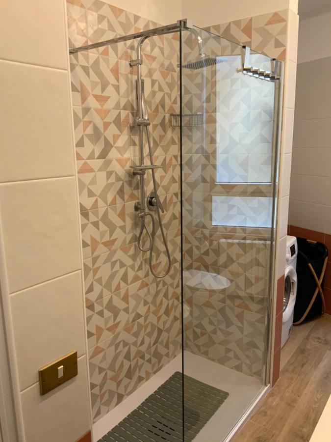 Central Station And City Rooms Link "13 Apartment" Amalfi Coast , ساليرنو المظهر الخارجي الصورة