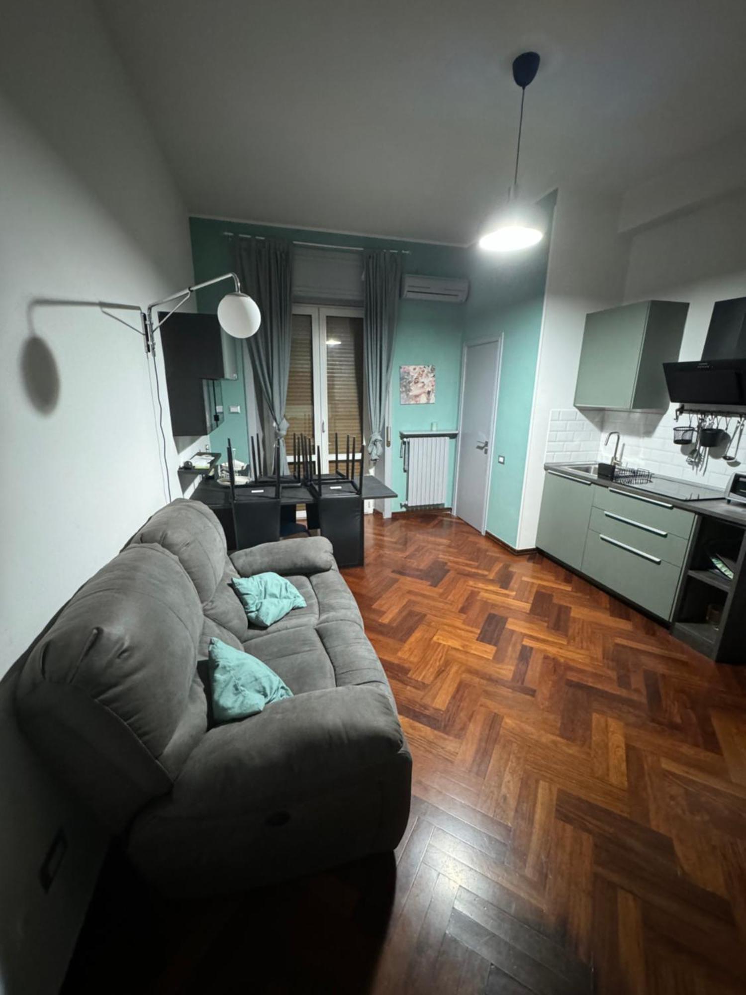 Central Station And City Rooms Link "13 Apartment" Amalfi Coast , ساليرنو المظهر الخارجي الصورة