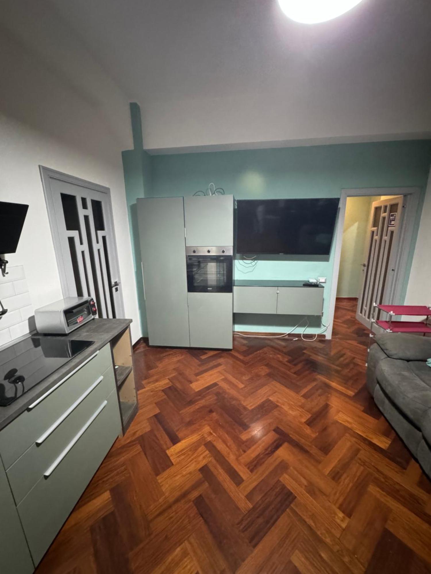 Central Station And City Rooms Link "13 Apartment" Amalfi Coast , ساليرنو المظهر الخارجي الصورة